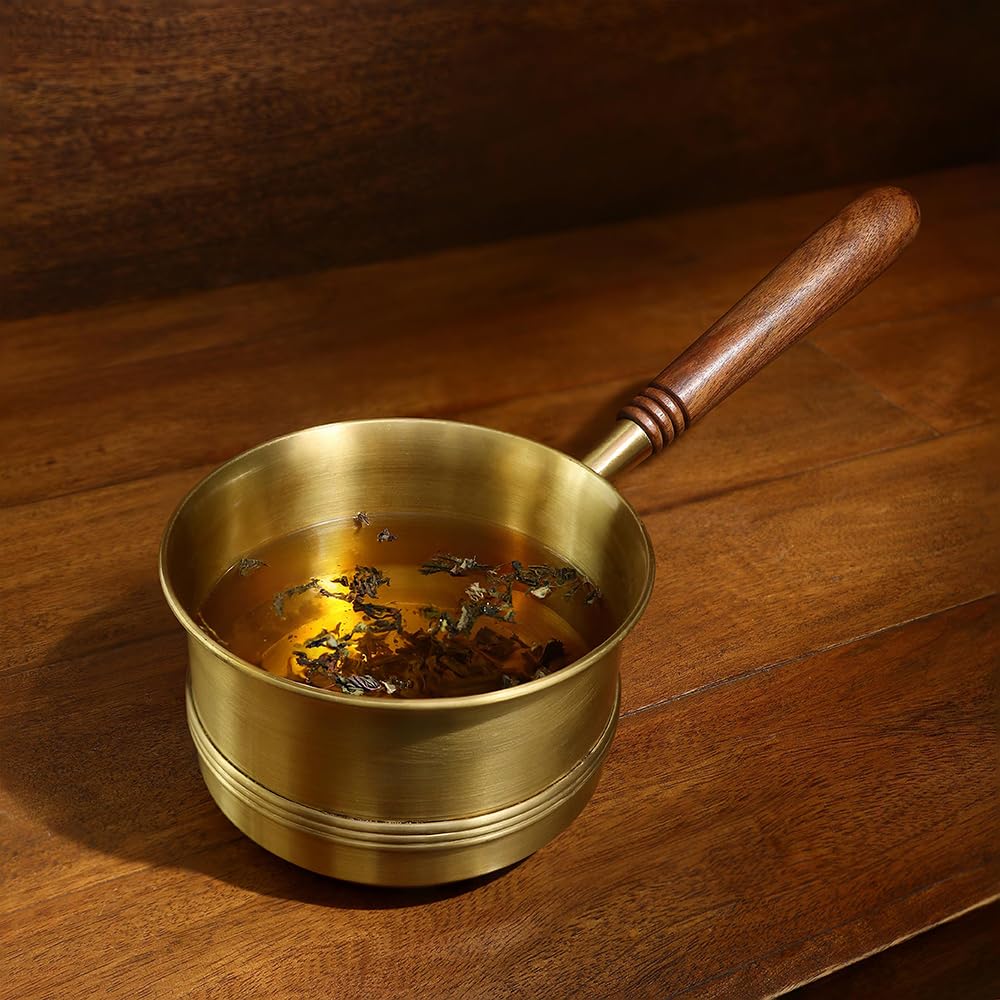 Pital/Brass Tea Pan with Wooden Handle - 750 ml | Induction Pan/Sauce Pan/Chai/Milk Pot/Tapeli Patila | Small Non Stick Saucepan | Gas Ready | Any Occasion Gifts for Family and Friends